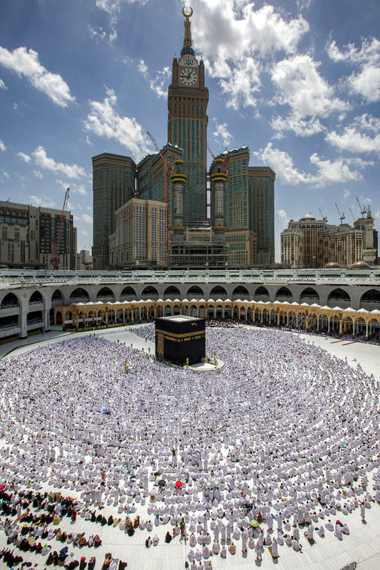 Celebrating Eid Al-Fitr in Saudi Arabia: A Festive Blend of Traditions and Family Reunions