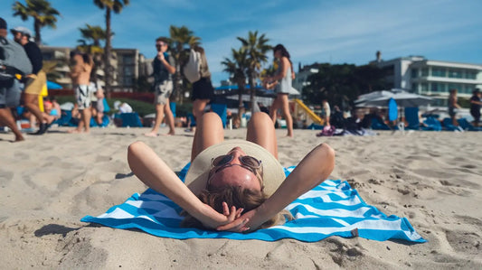 What to look for when buying a beach towel?