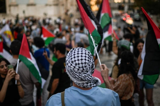 Can i wear a keffiyeh?