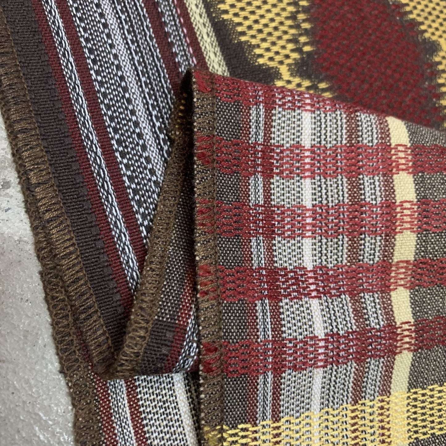 Wholesale Arabian Yemen apron, Middle East prayer scarf, Muslim men's wrap skirt