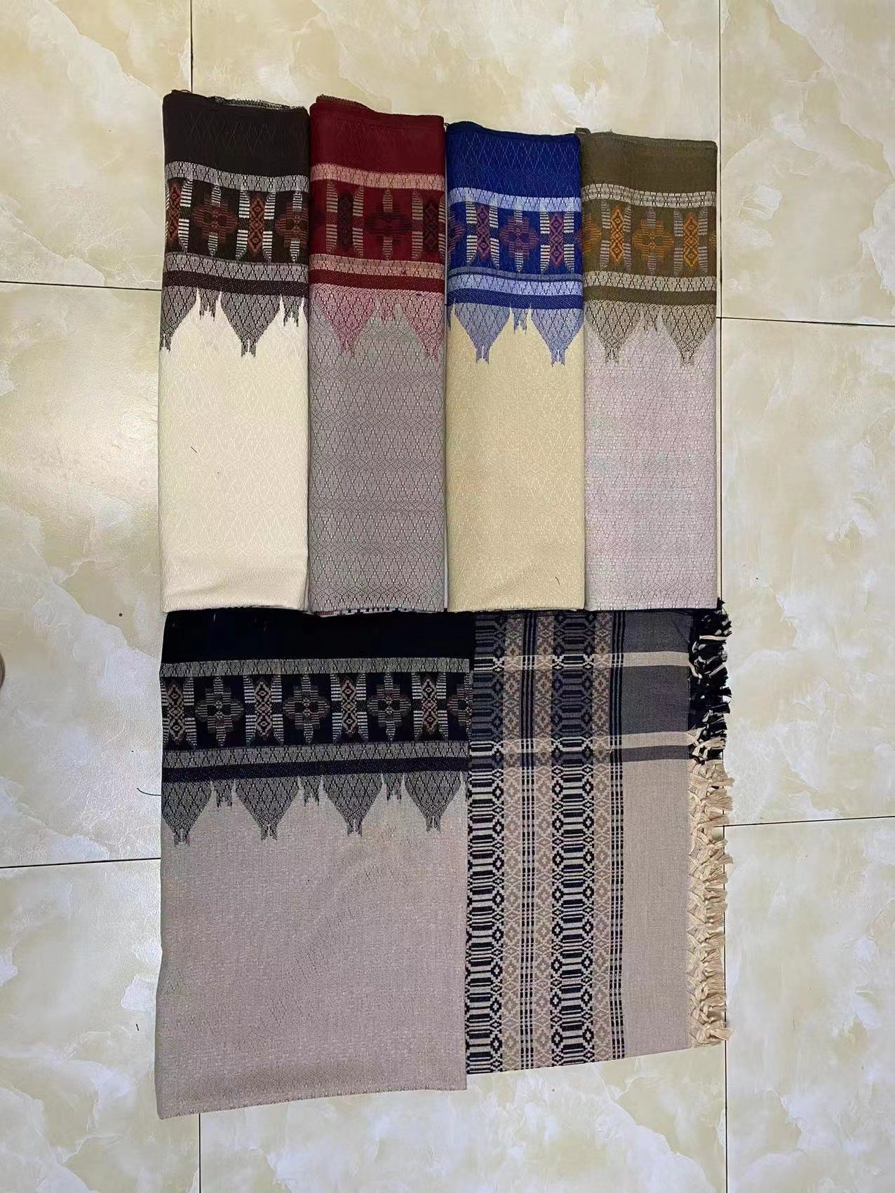 Wholesale Arabian Yemen apron, Middle East prayer scarf, Muslim men's wrap skirt
