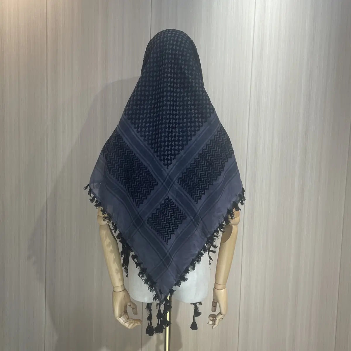 keffiyeh shemagh scarf
