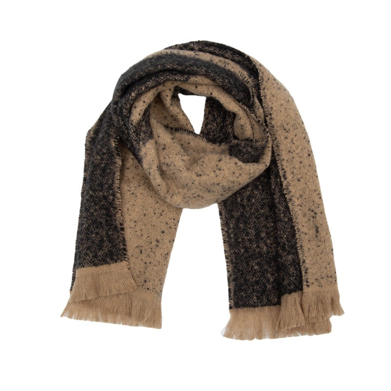 jacquard color-block tassel scarf