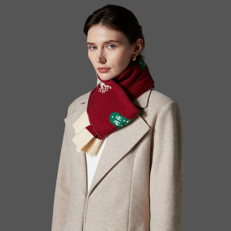 New red and green Christmas scarf