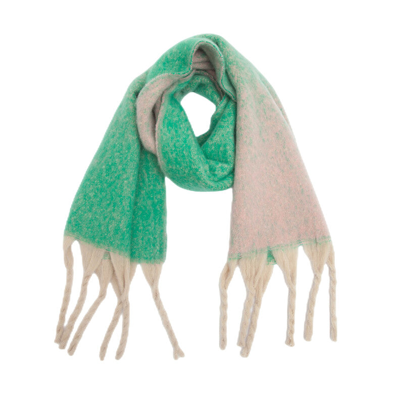 Lightweight and easy to carry on the go
