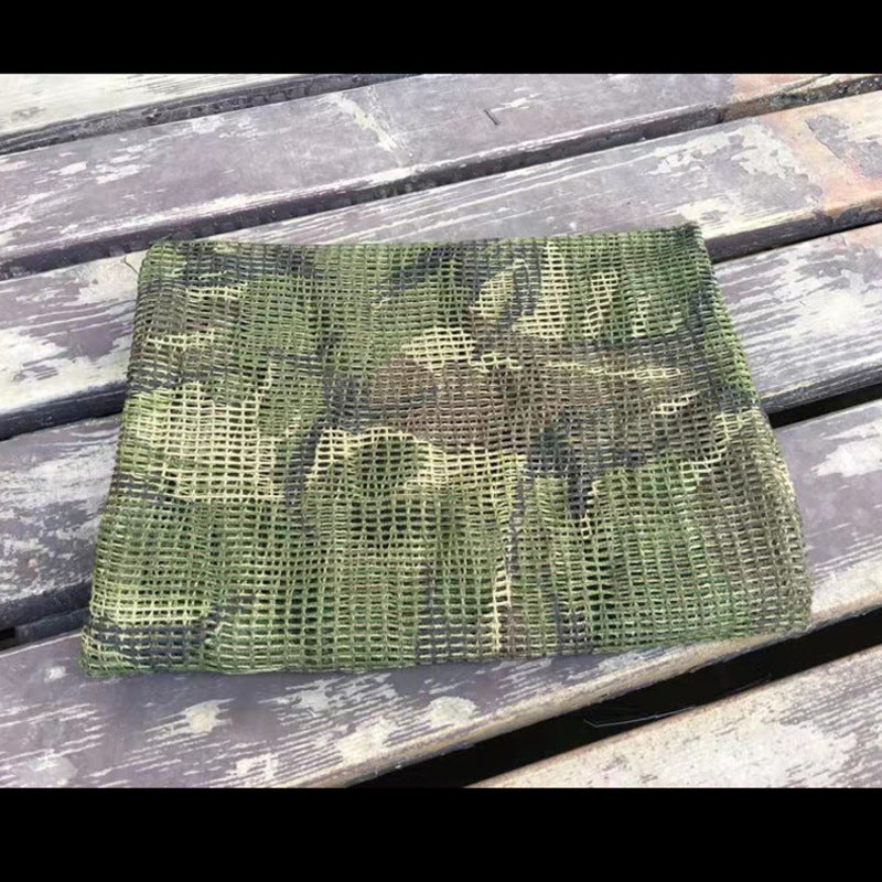 Many colours available. Good camouflage pattern for many terrain types.