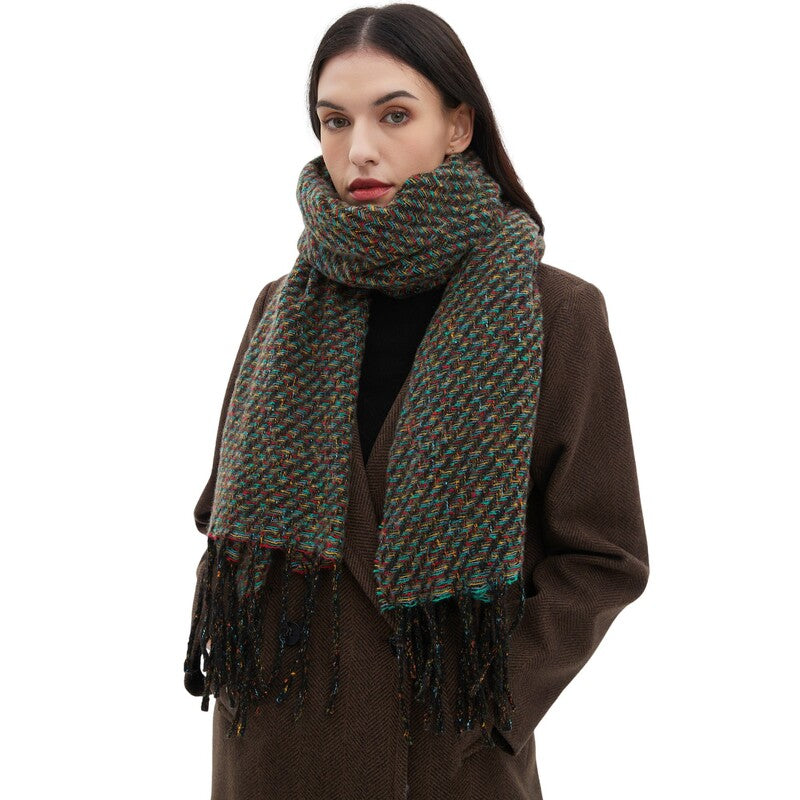 Fashion shawl scarf is suitable for any occasion