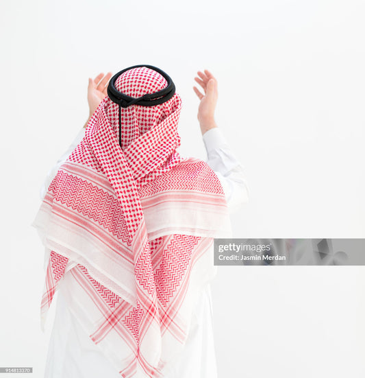 Ghutra: The Emirati Headdress and Its Significance