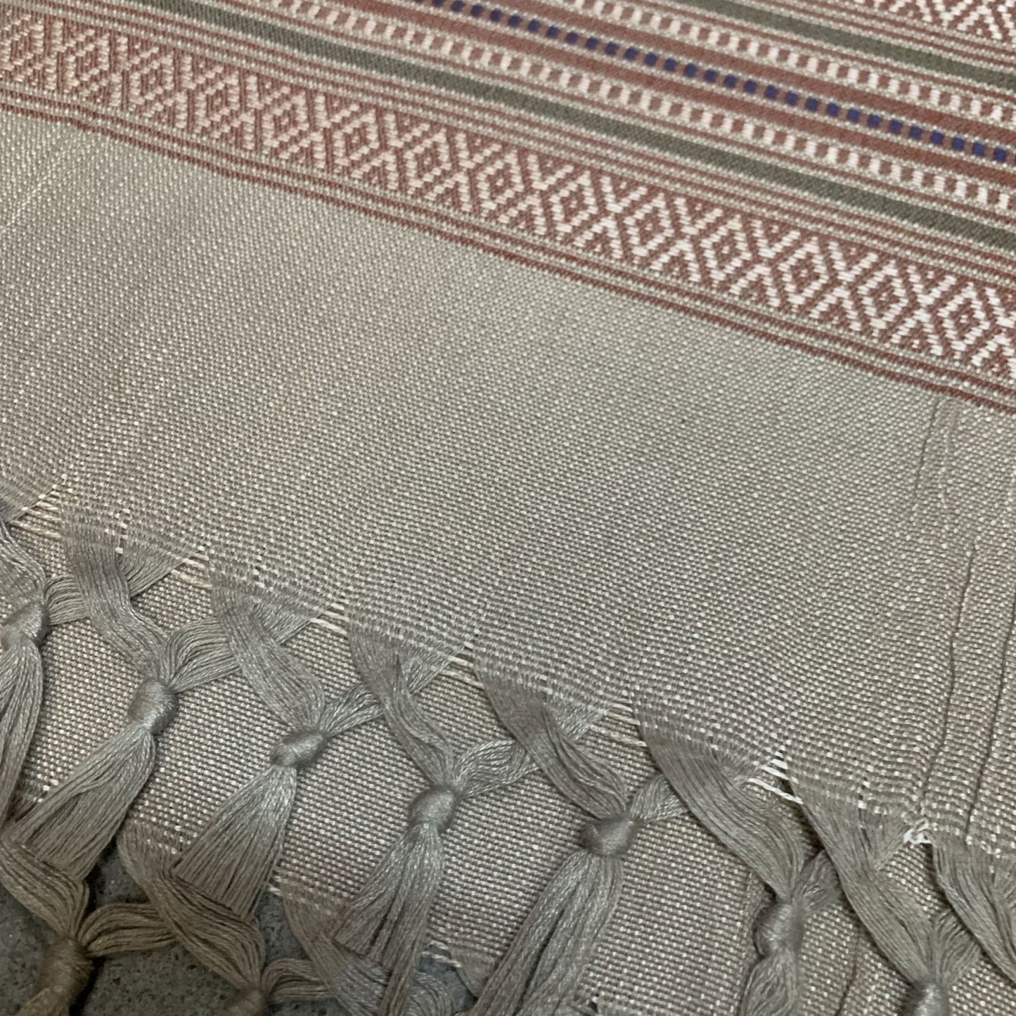 Wholesale Arabian Yemen apron, Middle East prayer scarf, Muslim men's wrap skirt