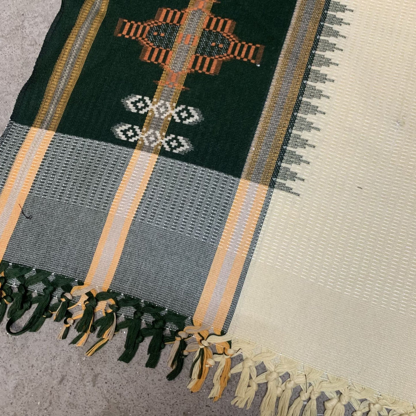 Wholesale Arabian Yemen apron, Middle East prayer scarf, Muslim men's wrap skirt