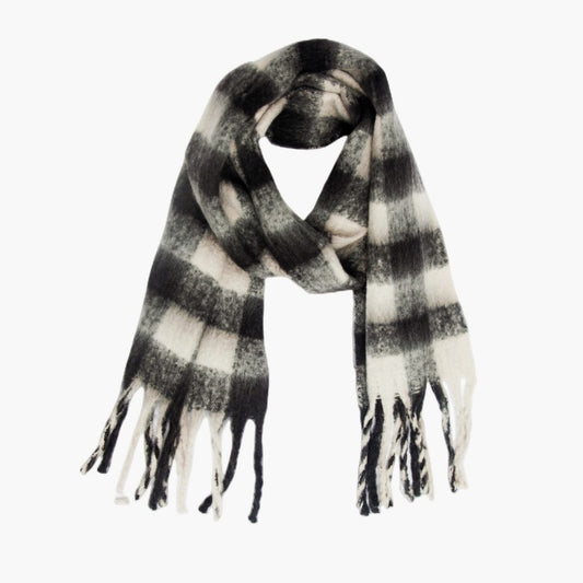 Thick Scarves with Fringed