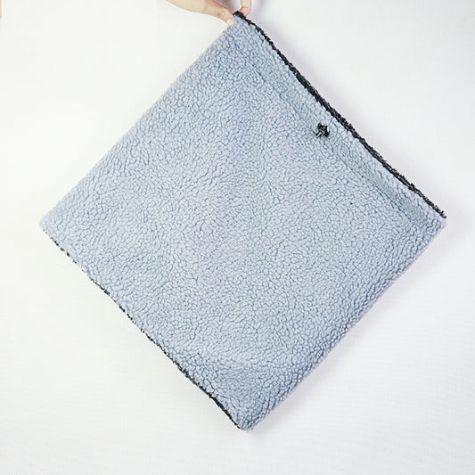  making it easy to put on and take off