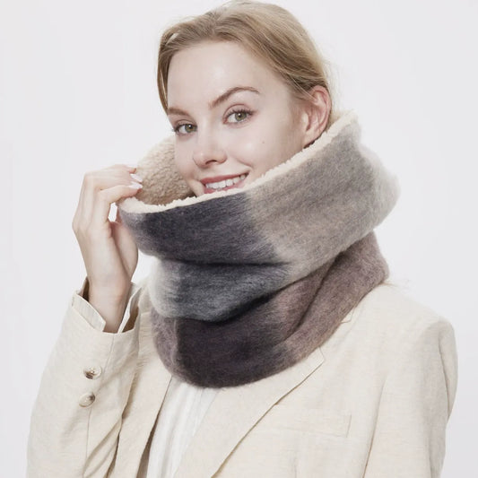 Fashion women's scarf