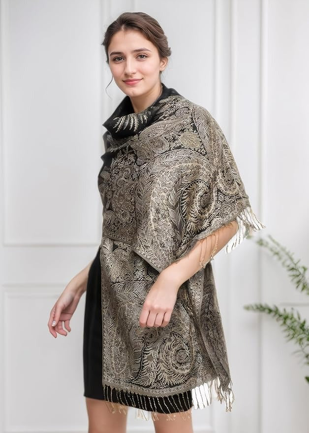 Luxurious Warm Tassel Shawl