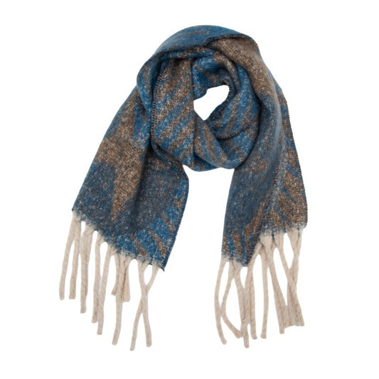 multi-color star design and a stylish fringed hem