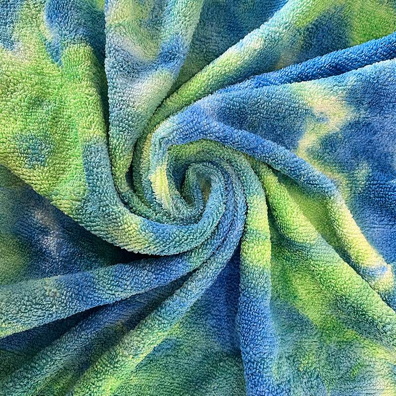 Multifunctional tie-dyed beach towel