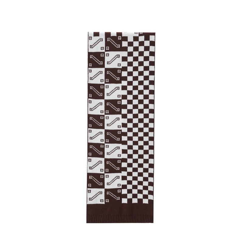 Comfortable, elegant, and fashionable scarf
