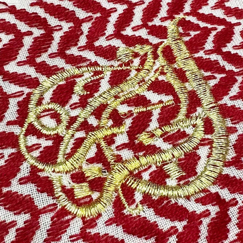 shemagh as a scarf