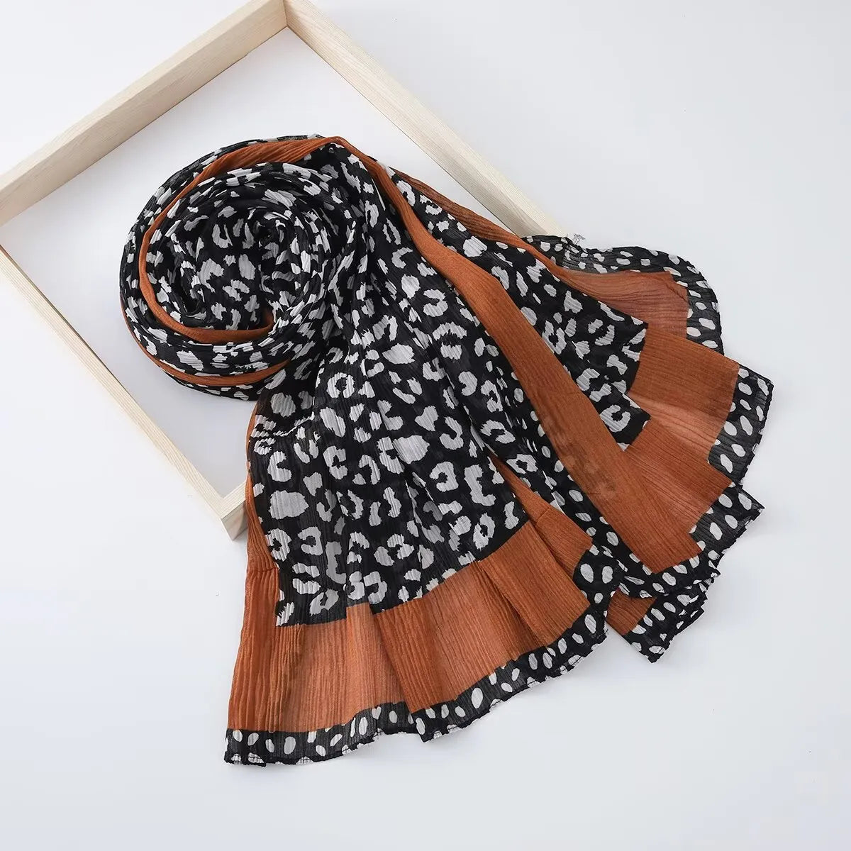 Saudi Arabia Head Covering Leopard Print Hijab Scarf for Sunscreen Women