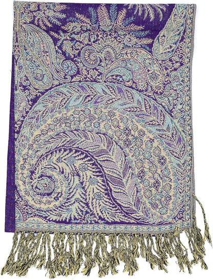 Fashionable Paisley Pattern