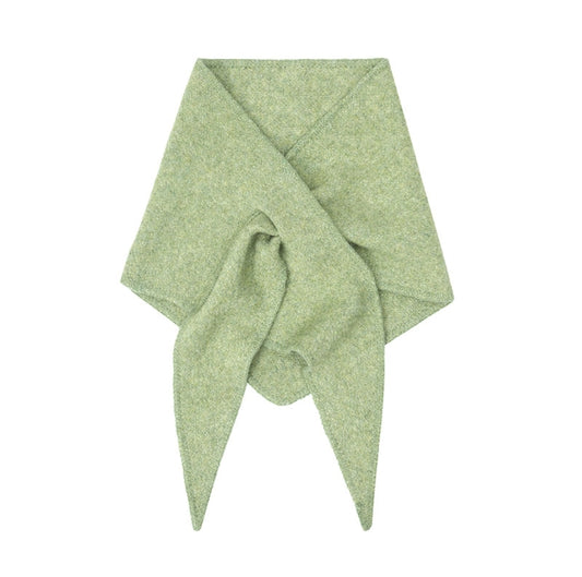 Versatile Triangle Scarf Design