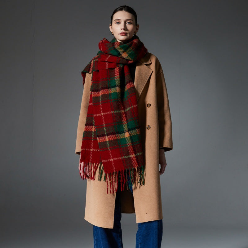 Winter accessories seek warmth