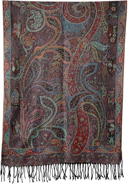 Comfortable, elegant, fashionable scarf