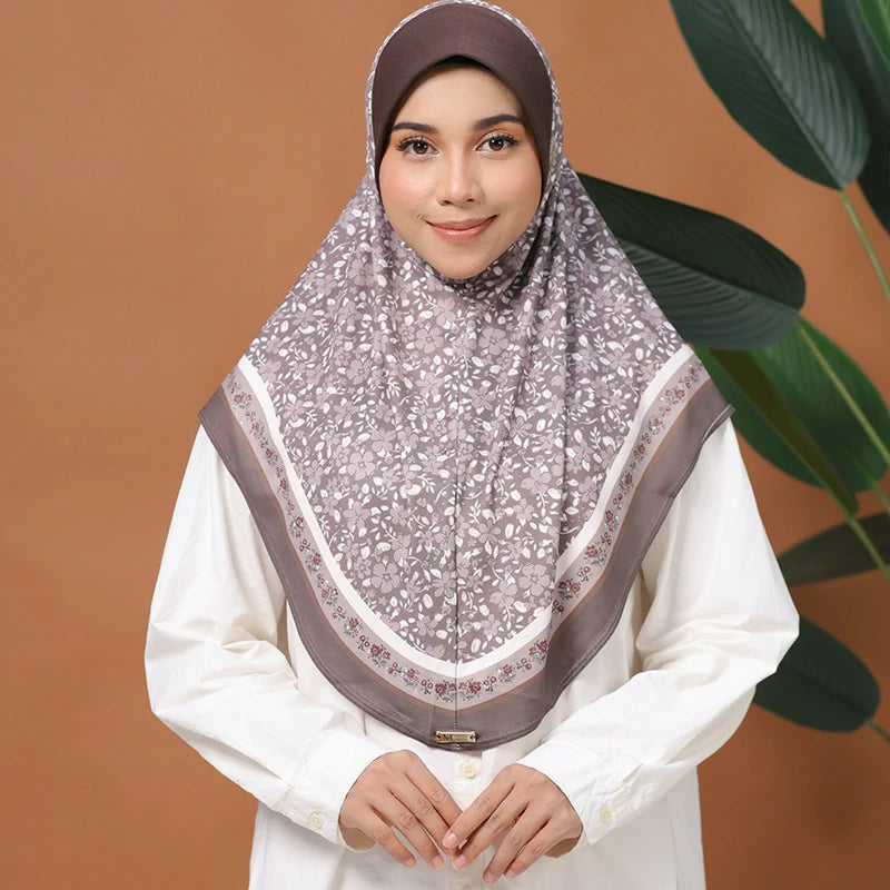 Wholesale Islamic Muslim Square Hijab Floral Pattern Scarf