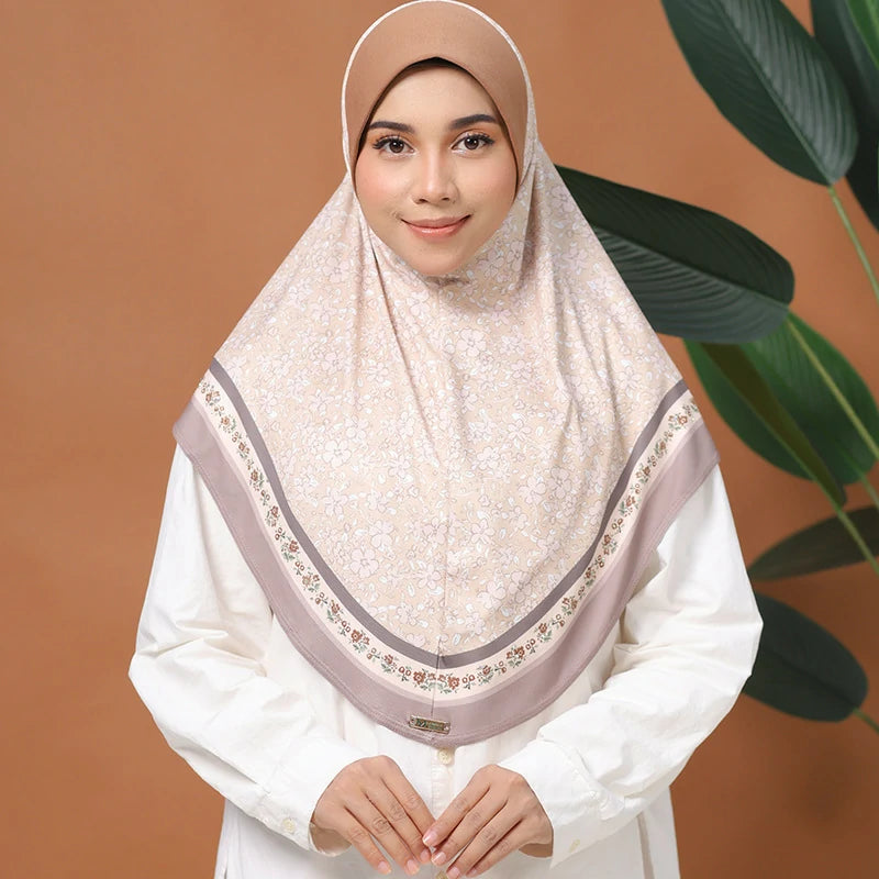 Wholesale Islamic Muslim Square Hijab Floral Pattern Scarf