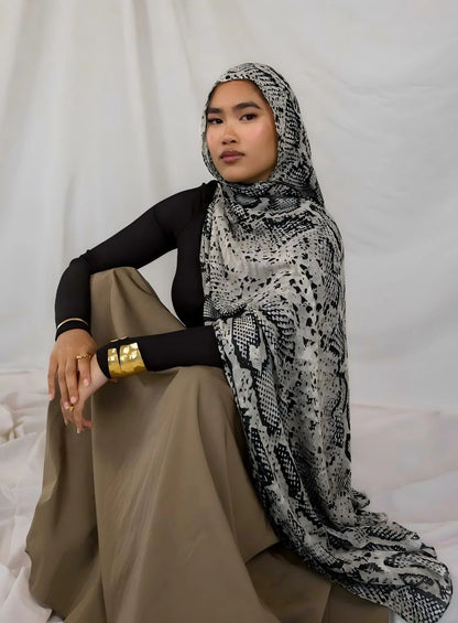 Wholesale Leopard Print Modal Hijab Lightweight Animal Print Scarf for Women