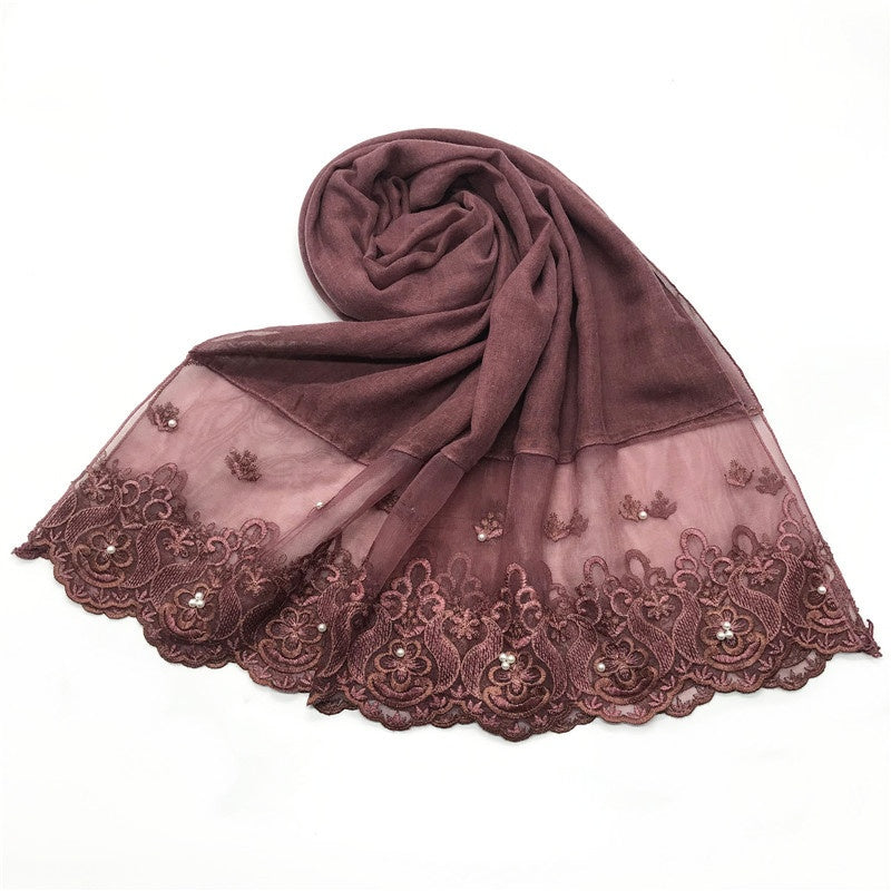 Wholesale Muslim Women Lace Edge Hijab With Pearls Embroidered Scarf