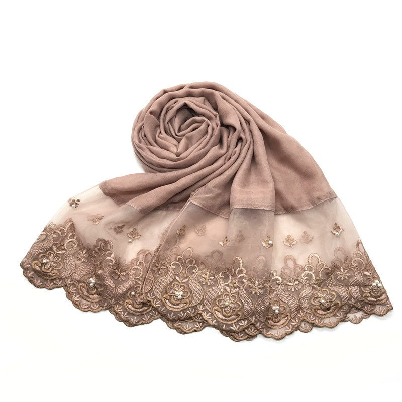Wholesale Muslim Women Lace Edge Hijab With Pearls Embroidered Scarf