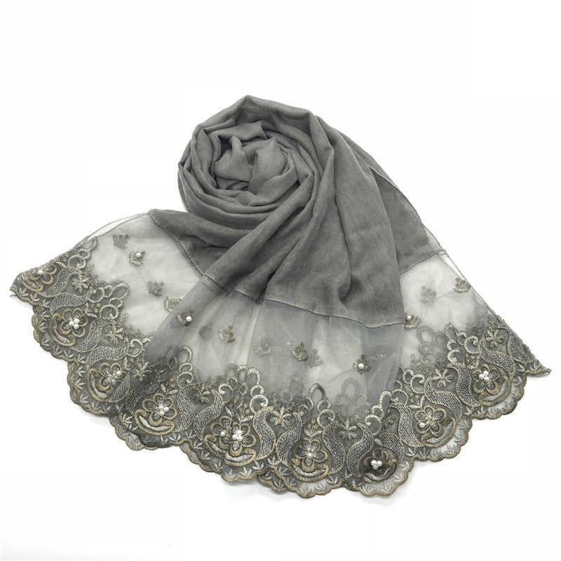 Wholesale Muslim Women Lace Edge Hijab With Pearls Embroidered Scarf
