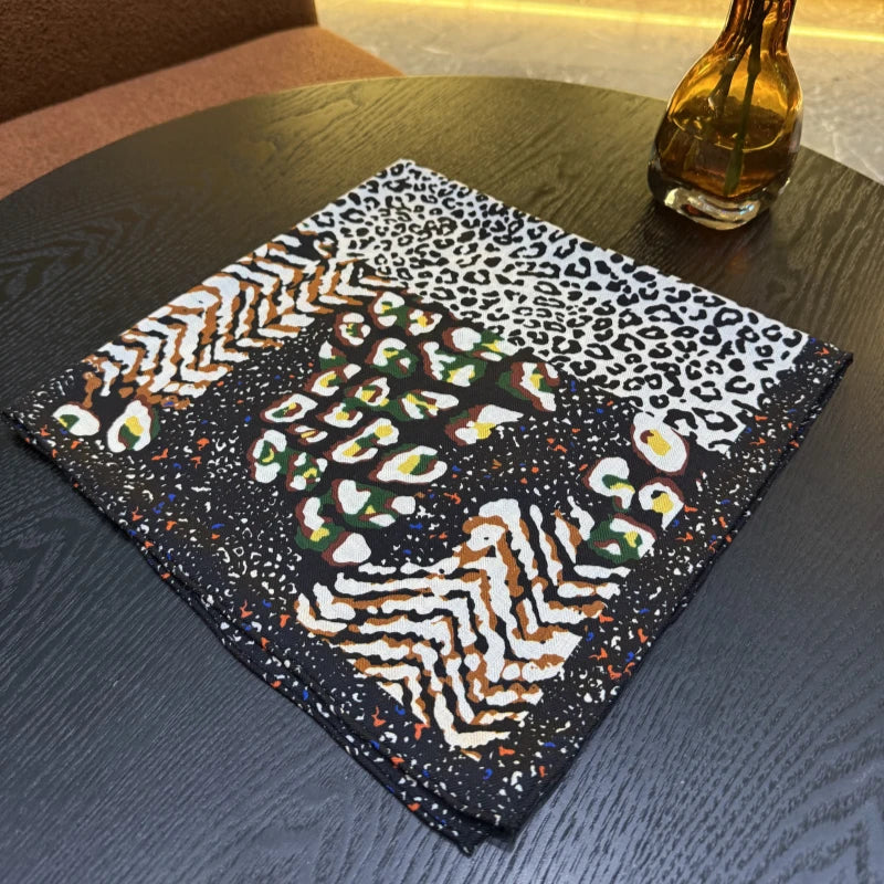 Wholesale Women's Fashion Splicing Digital Print Silk Scarf Supplier