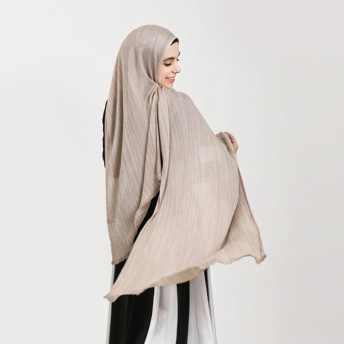 Wholesale Muslim Modest Fashion Cloud Dancer Jersey Hijab Viscose Scarf