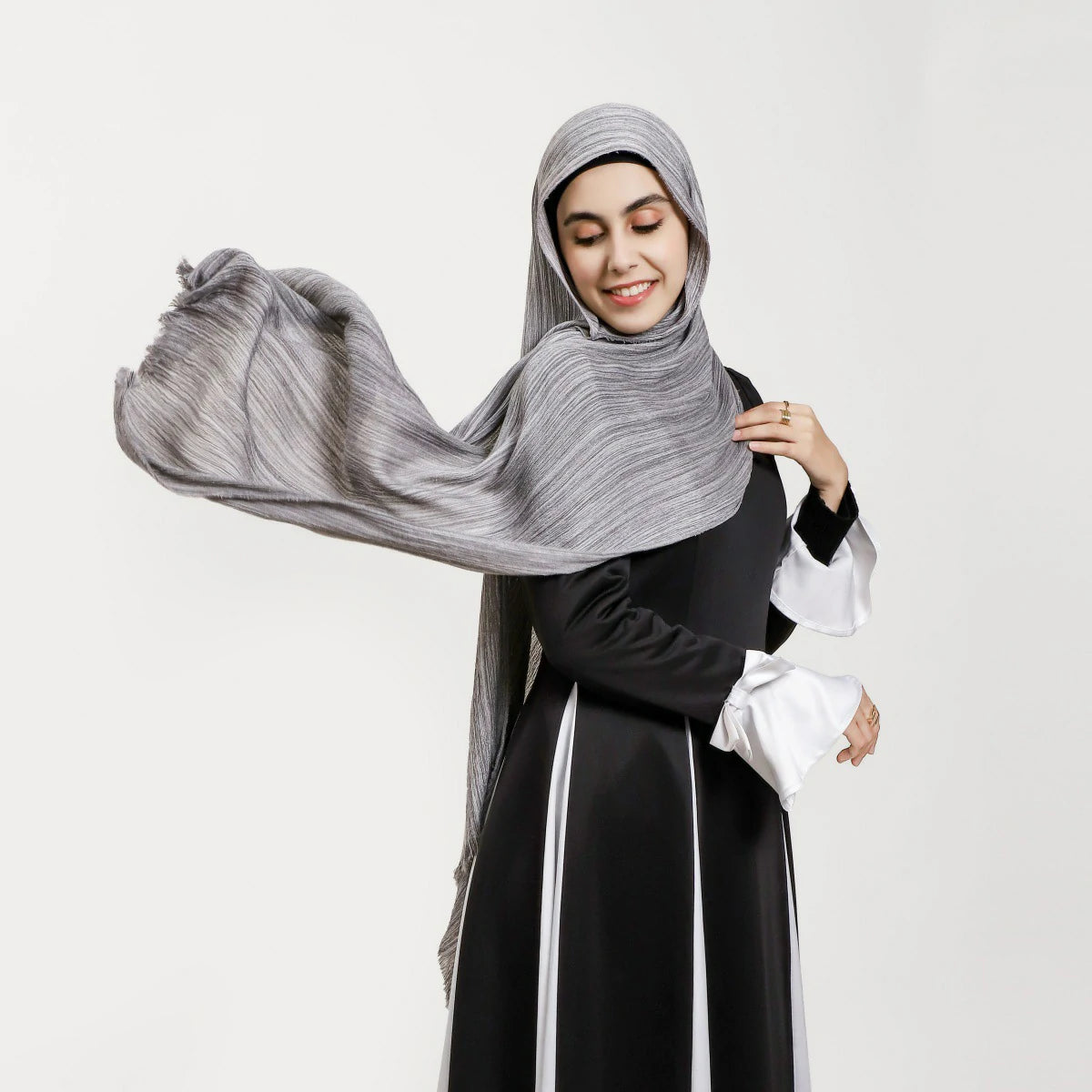 Wholesale Muslim Modest Fashion Cloud Dancer Jersey Hijab Viscose Scarf