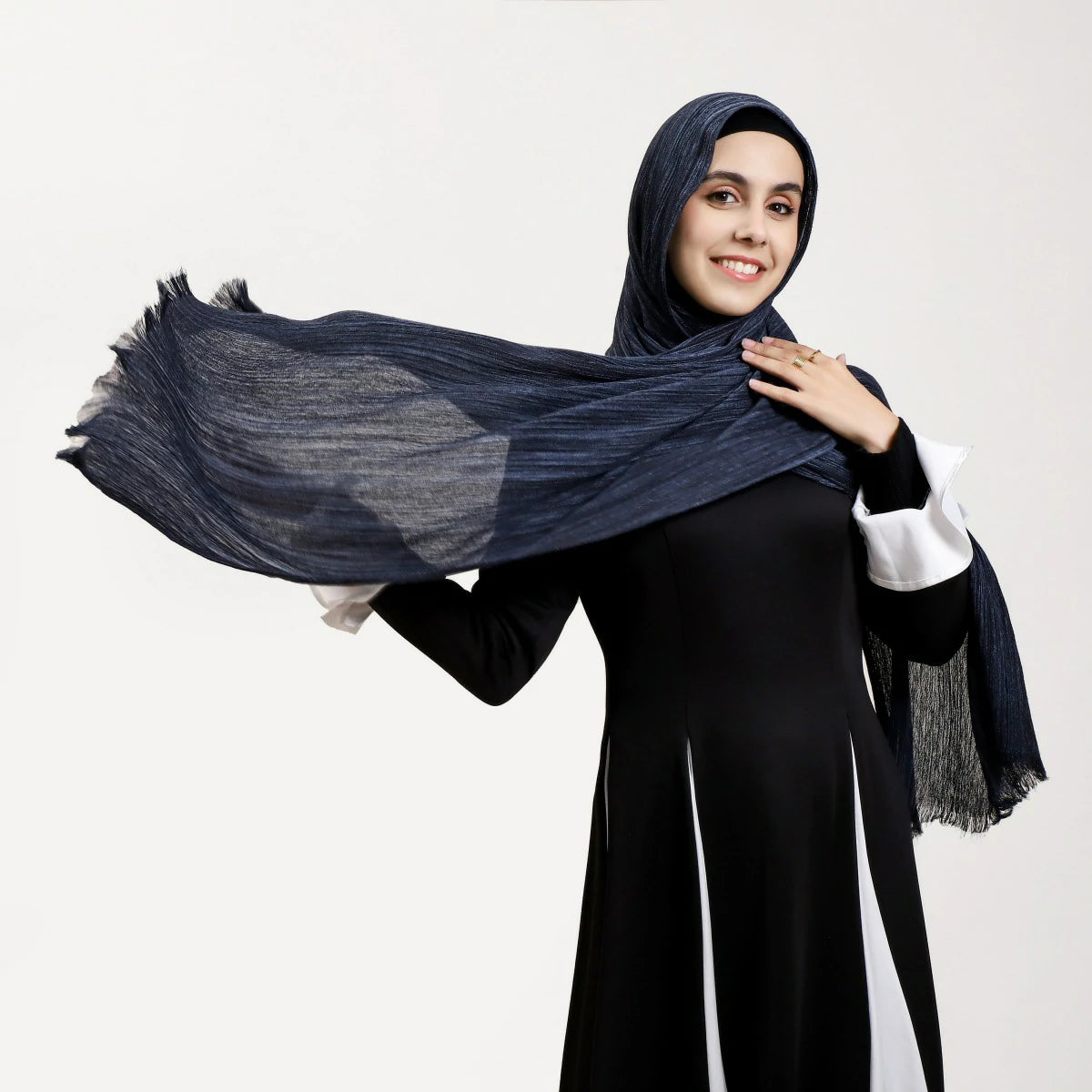 Wholesale Muslim Modest Fashion Cloud Dancer Jersey Hijab Viscose Scarf