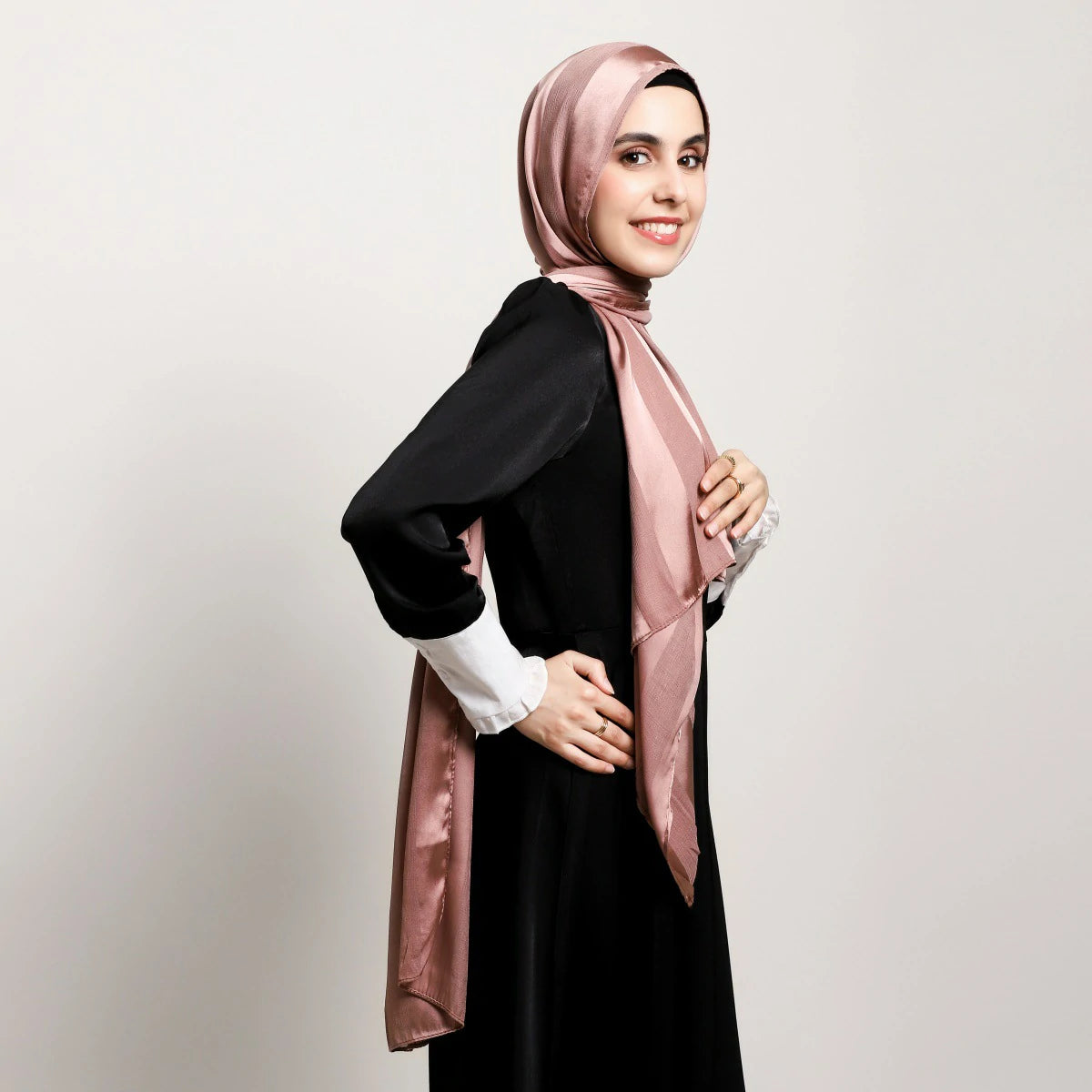 Wholesale Muslim Modest Fashion Women Hijab Boutique Scarf