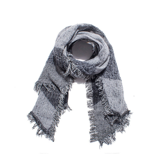 Black and gray scarf