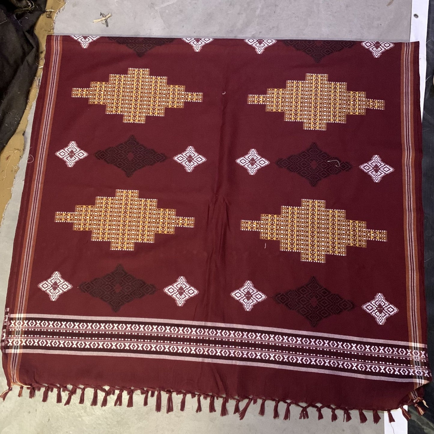 Wholesale Arabian Yemen apron, Middle East prayer scarf, Muslim men's wrap skirt