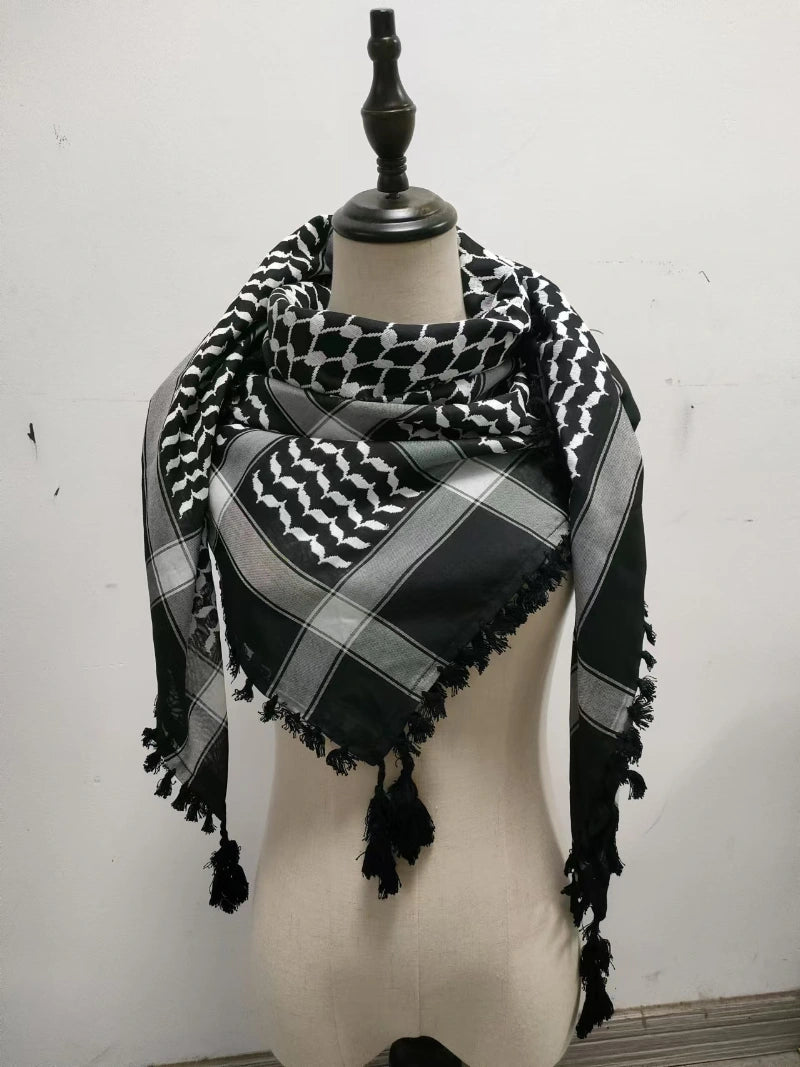black keffiyeh with black fringe