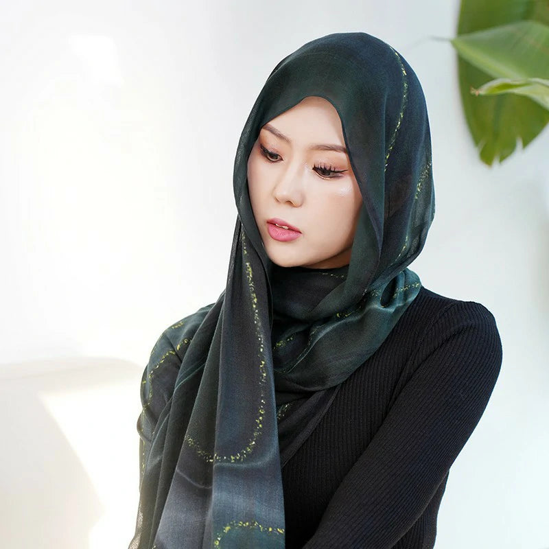 Black gilded Muslim headscarf