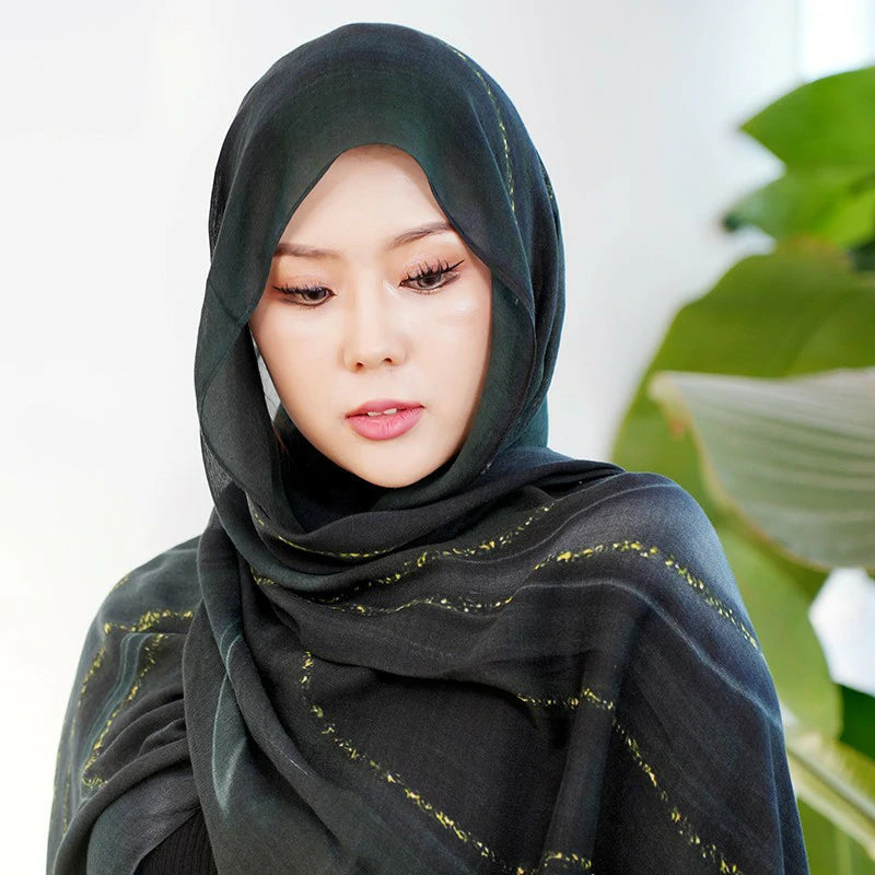 Black gilded Muslim headscarf