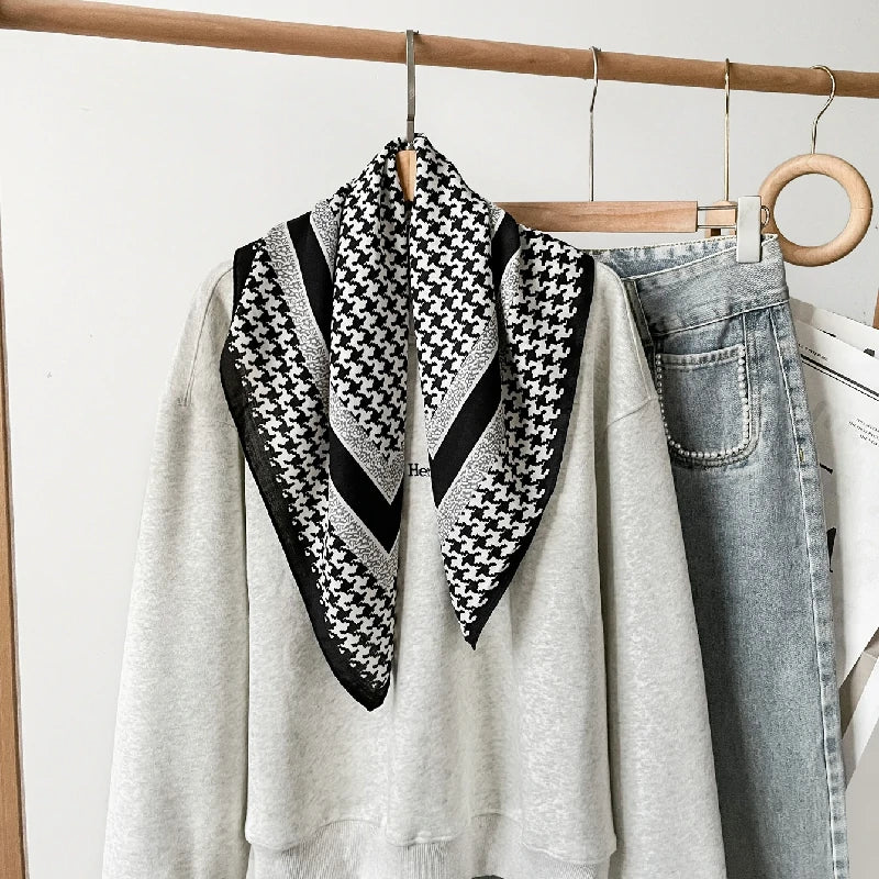 Black houndstooth scarf